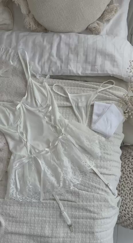 LOLLY BABYDOLL BEYAZ (ÇORAP HEDİYE)